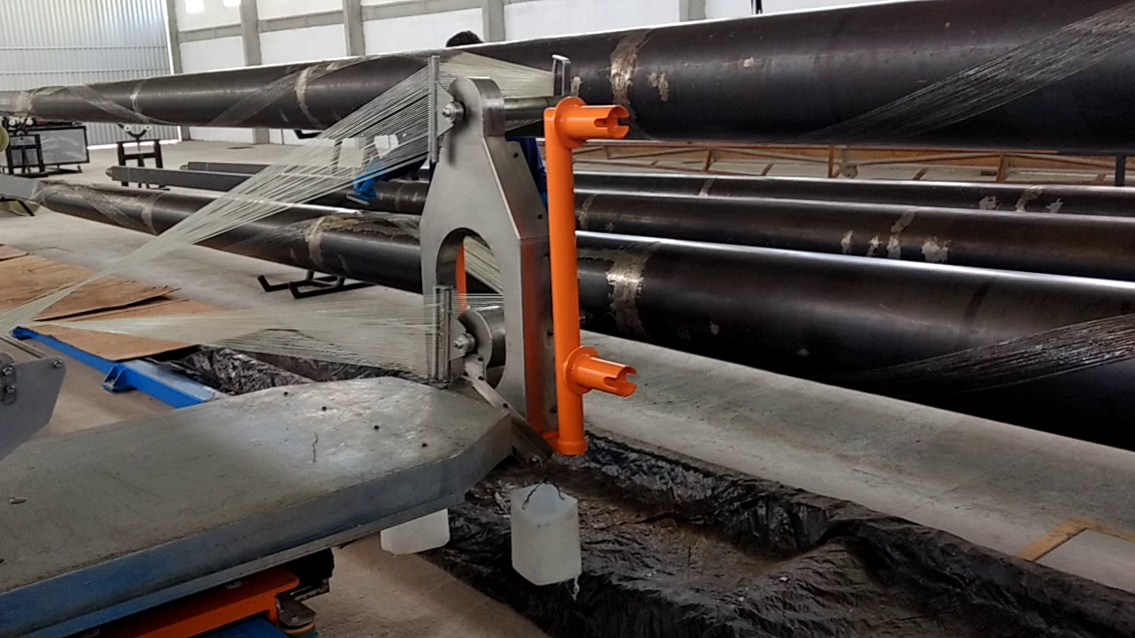 Representação técnica da máquina de filament winding para postes